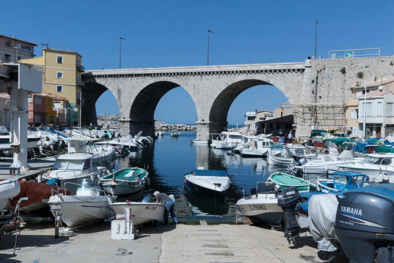 Stud Terras Ville Corniche 2 Pers Stat Gratuit Rue Modif Suivt Possib Et Accord Exclusif Marseilles Exterior foto